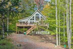 Evolve Home with Pool Access, Walk to Lake and Beach